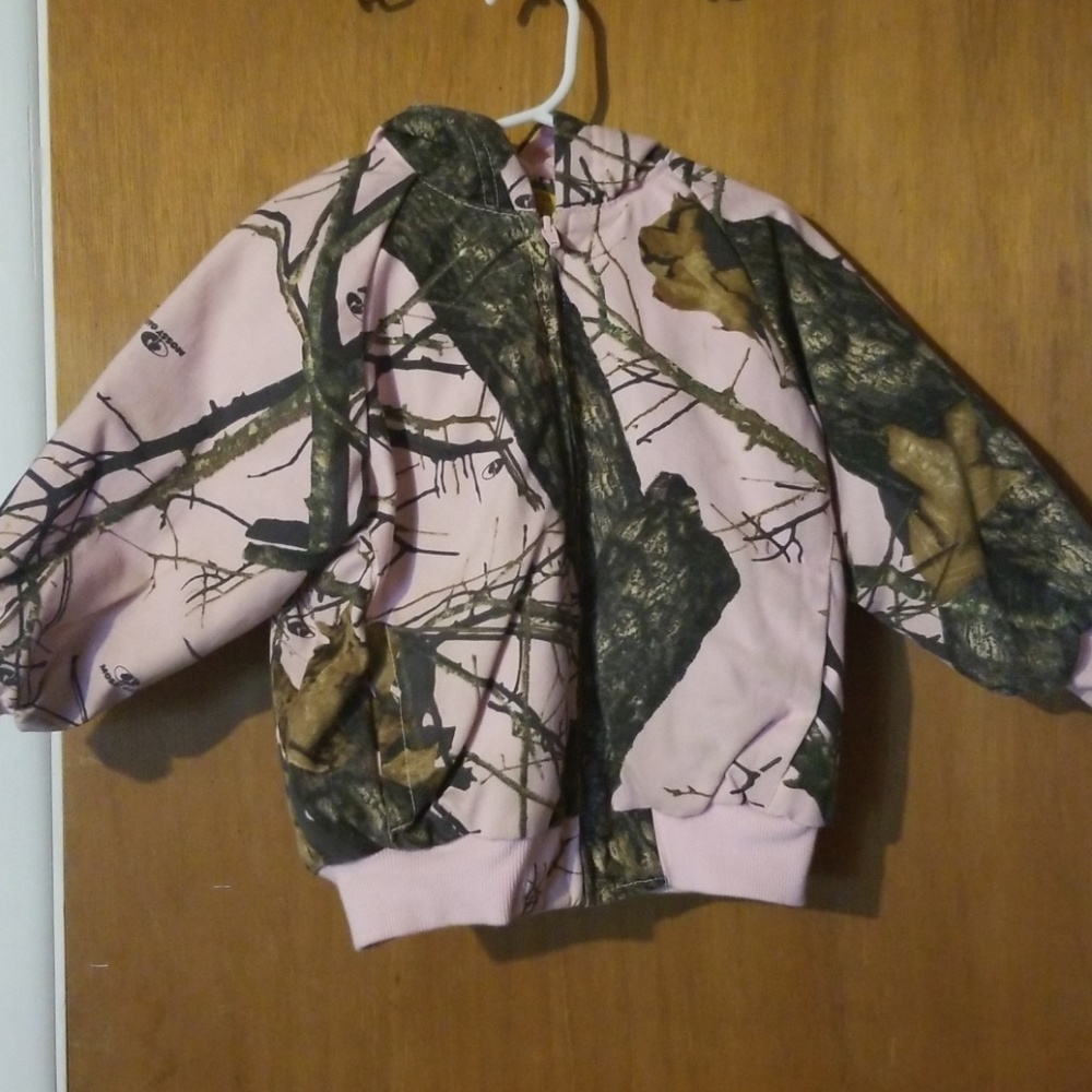 Pink mossy oak jacket